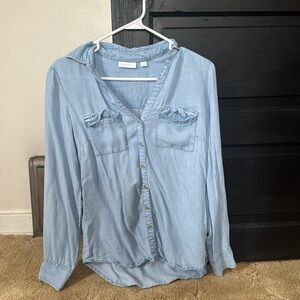 New York & Company size small light blue chambray button down shirt.